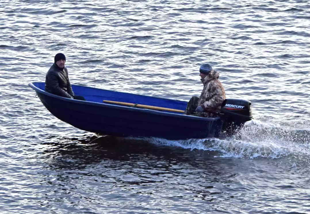 Стеклопластиковая лодка Neman-340 (тримаран) в Вологде