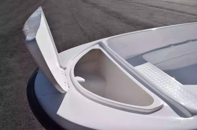 Стеклопластиковая лодка Пингвин (тримаран) в Вологде