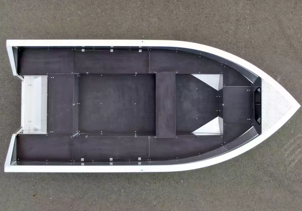 Алюминиевая лодка  Неман-420 в Вологде