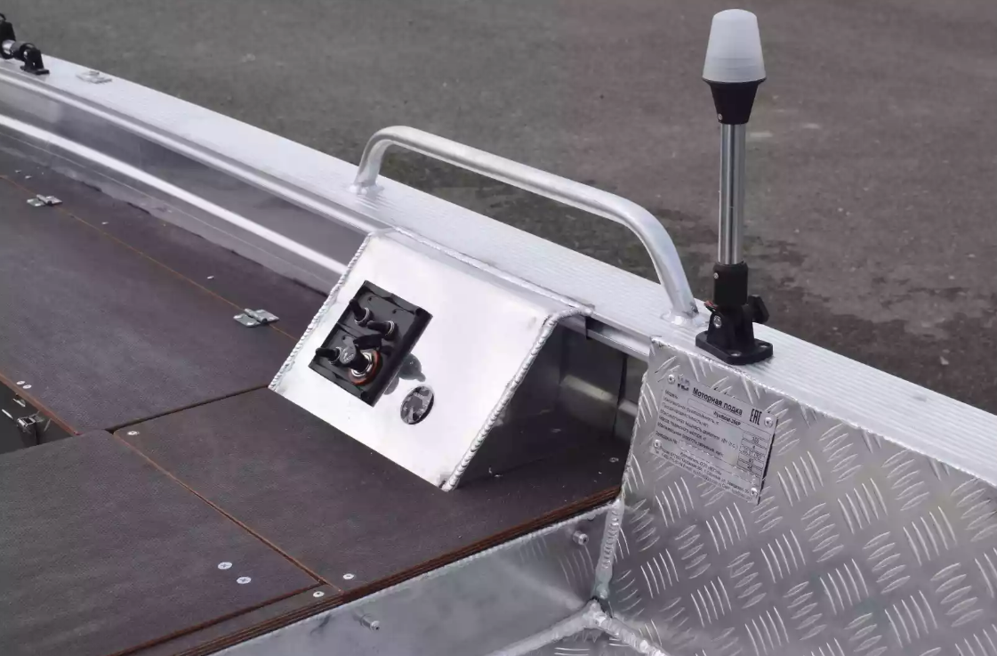 Алюминиевая лодка Wyatboat-390РМ в Вологде