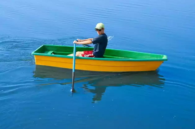 Стеклопластиковая лодка Малютка в Вологде