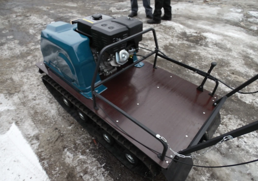 Мотобуксировщик AhtaR LR13 с реверс-вариатором Буран (задний ход) в Вологде