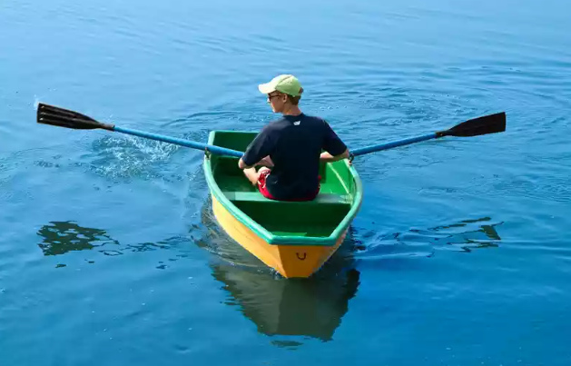 Стеклопластиковая лодка Малютка в Вологде