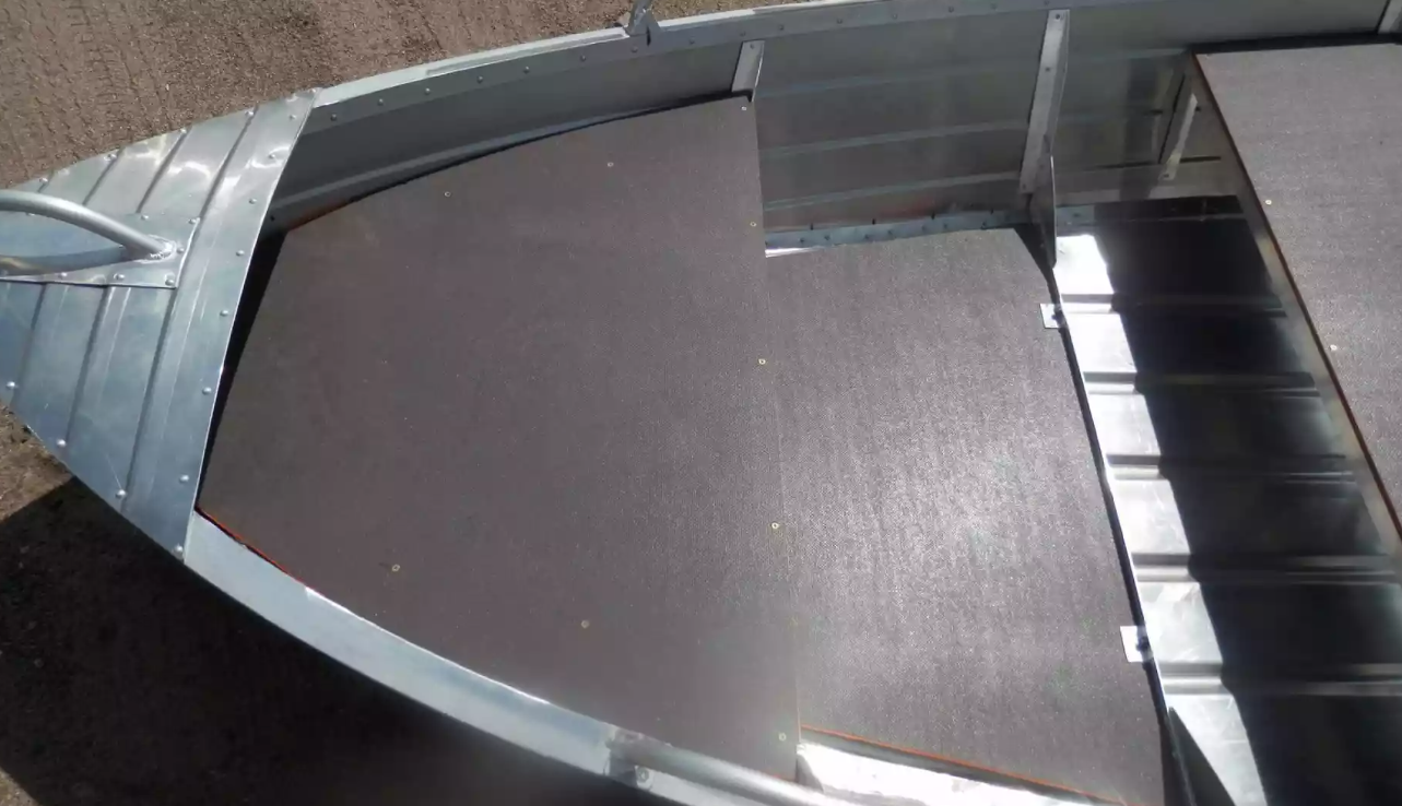 Алюминиевая лодка Вятка-Профи 32 в Вологде