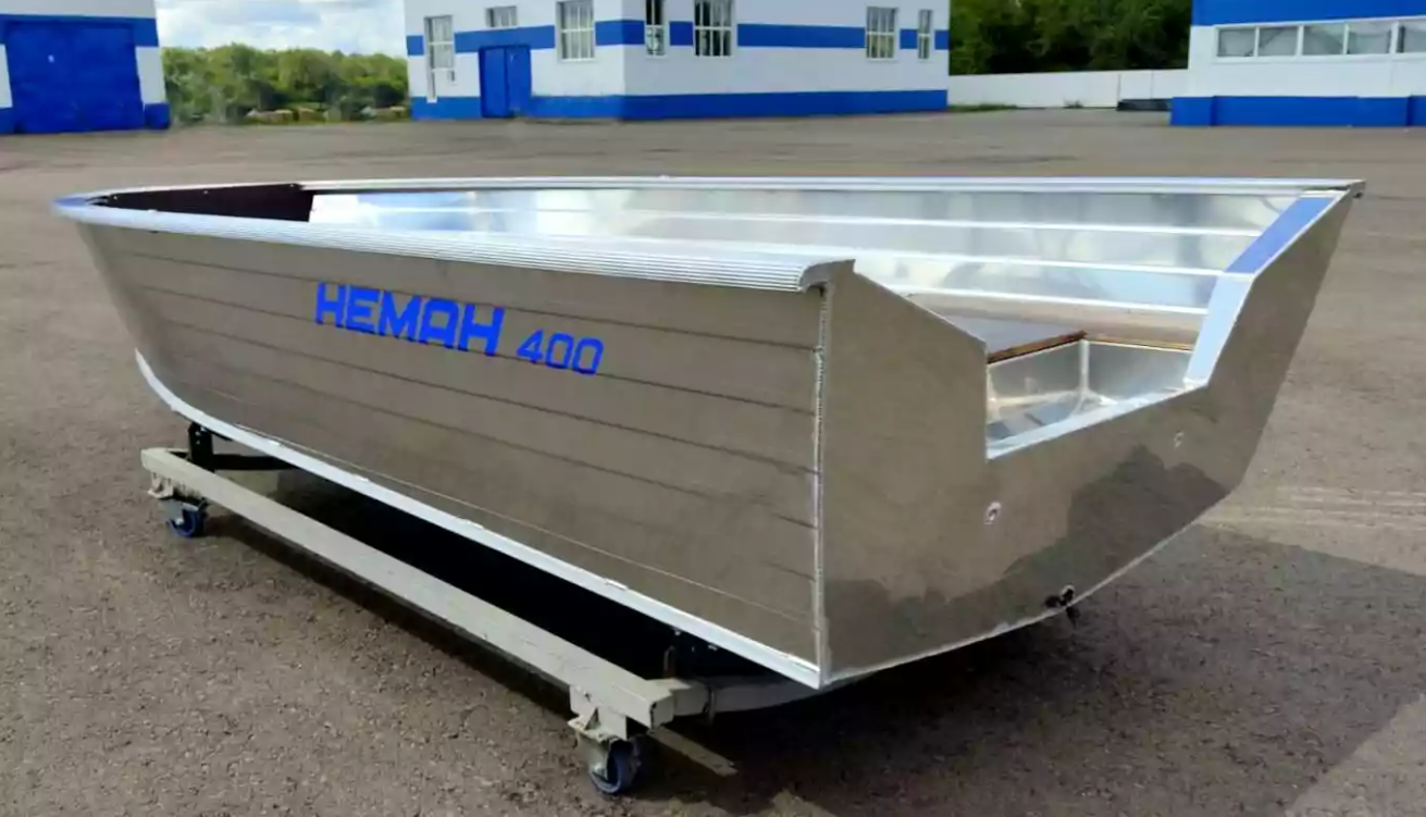 Алюминиевая лодка Неман-400 в Вологде