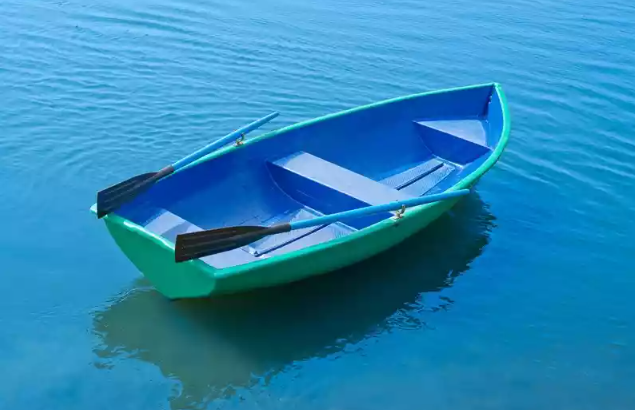 Стеклопластиковая лодка Дельфин в Вологде