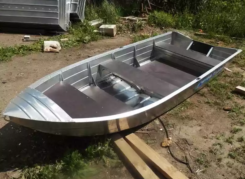 Алюминиевая лодка Вятка-Профи 37 в Вологде