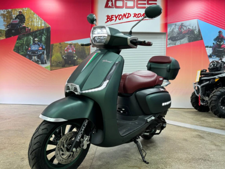 Скутер PROMAX Miami 240 (49) в Вологде