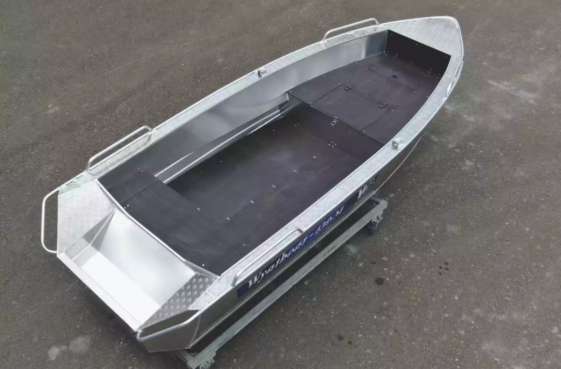 Алюминиевая лодка  Wyatboat-430М FISH в Вологде