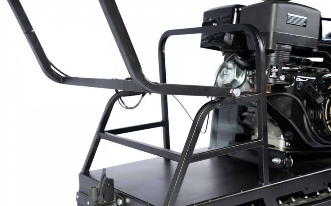 Мотобуксировщик БУРЛАК-M2 LFS 15 л.с. с эл/зап (передний привод, склизы) в Вологде