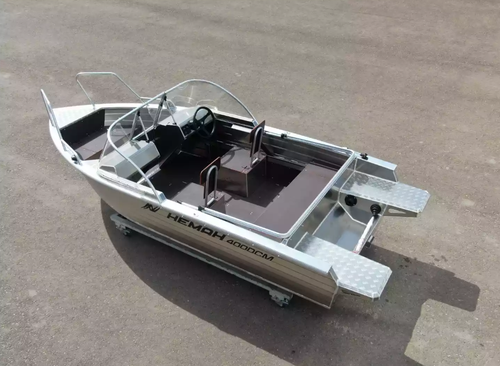 Алюминиевая лодка  Неман-400 DCM NEW в Вологде