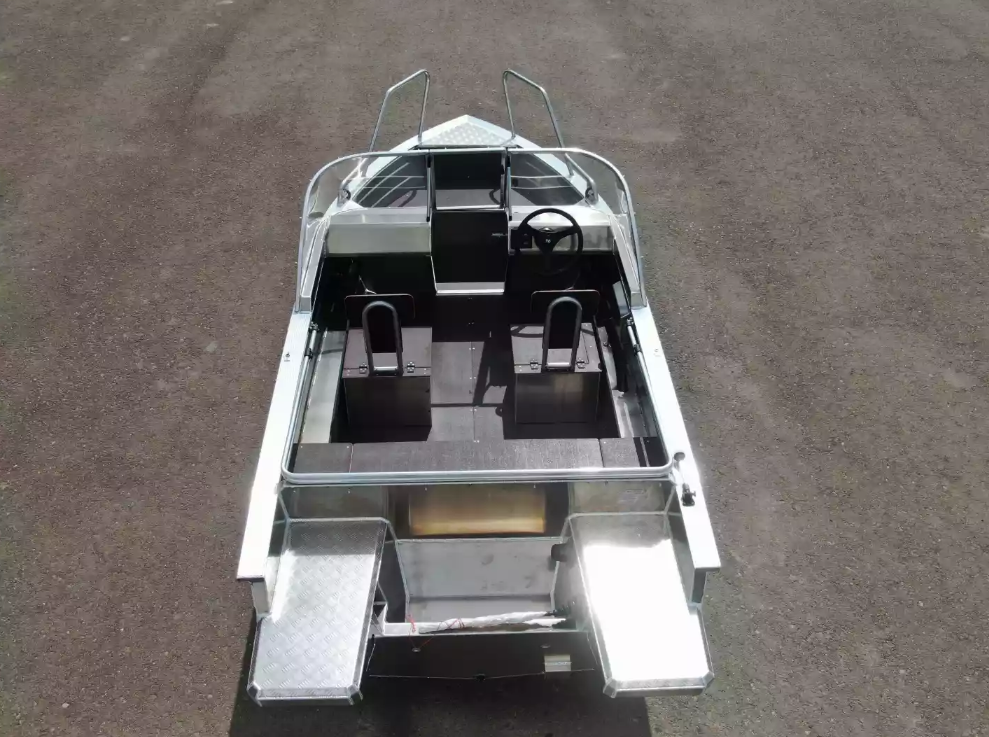 Алюминиевая лодка  Неман-400 DCM NEW в Вологде