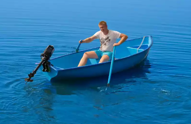 Стеклопластиковая лодка Омуль в Вологде