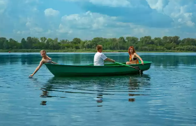 Стеклопластиковая Лодка Голавль в Вологде