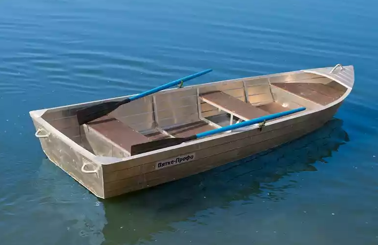 Алюминиевая лодка Вятка-Профи 32 в Вологде