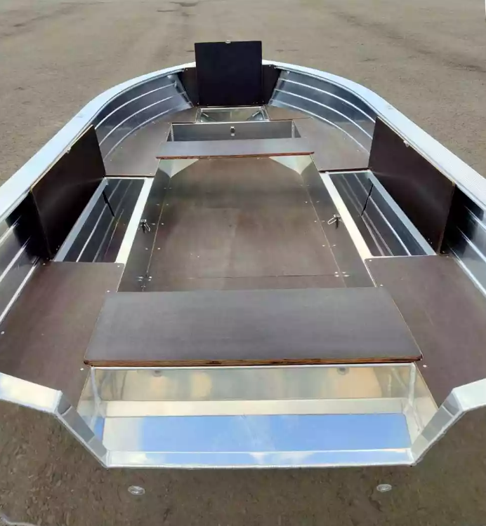 Алюминиевая лодка Неман-400 в Вологде