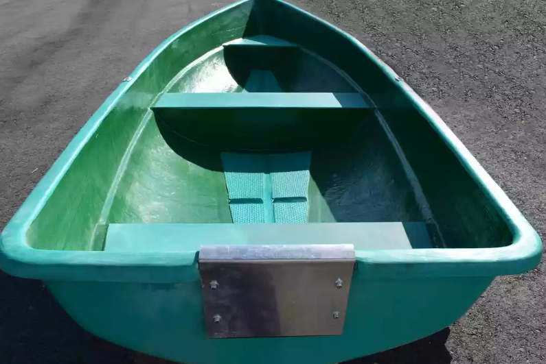 Стеклопластиковая Лодка Голавль в Вологде