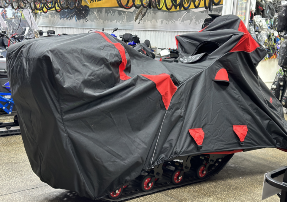 Чехол транспорт. снегохода IKUDZO HUNTER черно-красный Оксфорд ПРЕМИУМ качества с лого IKUDZO в Вологде